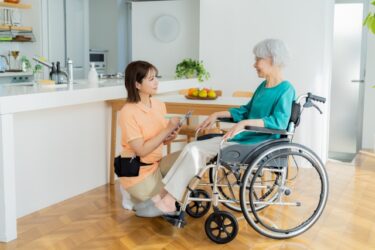 終活で選ぶ老人ホーム｜幸せな余生を送るための5つのポイント