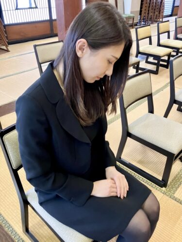 【必見】お葬式メイクで気をつけるべき3つの大事なポイント